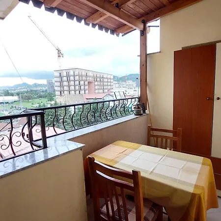 La Casa Di Pina Apartment Tirana Exterior photo